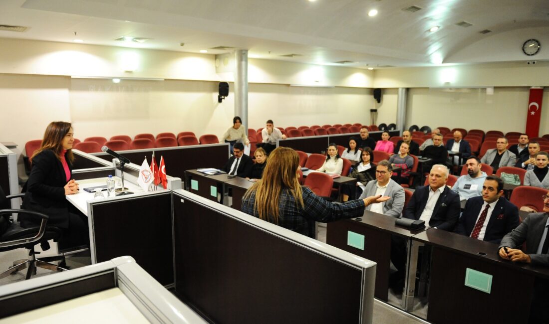 Karşıyaka Belediyesi ‘mükemmellik’ yolunda Karşıyaka Belediyesi, çalışmalarını dünya standartlarına taşımak, verimliliği artırmak ve sürdürülebilirliği