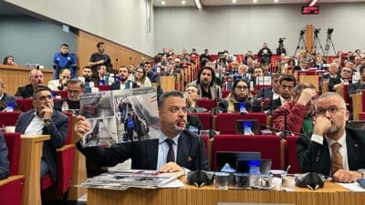 İzmir Büyükşehir Belediye Meclisi AK Parti Grup Sözcüsü Nail Kocabaş,