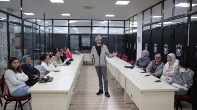 Konak Belediyesi, ev kazalarının önlenmesi ve kaza durumunda uygun ilk