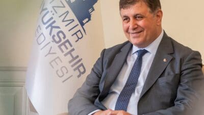 İzmir Büyükşehir Belediye Başkanı Dr. Cemil Tugay, 24 Kasım Öğretmenler