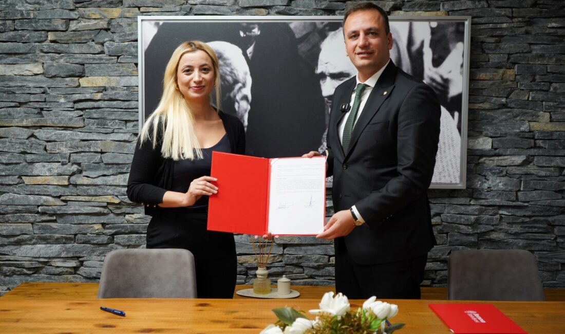 Bornova Belediyesi ile Pi Gençlik Derneği, gençlerin haklarını savunmak, sorunlarına