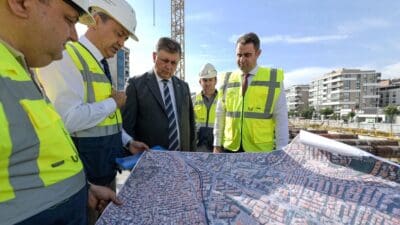İzmir Büyükşehir Belediyesi’nin 91 milyar TL’lik 2025 yılı bütçesinin 3’te