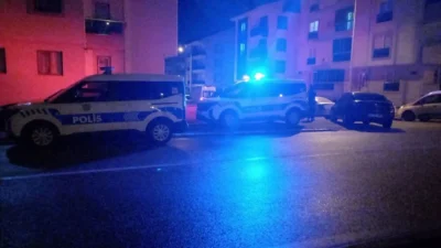 Balıkesir’de Zafer T. isimli adam, bir kadını rehin aldı. Saldırgan,