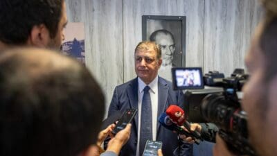 İzmir Büyükşehir Belediye Başkanı Dr. Cemil Tugay, belediyelerin açtığı kreşlerin