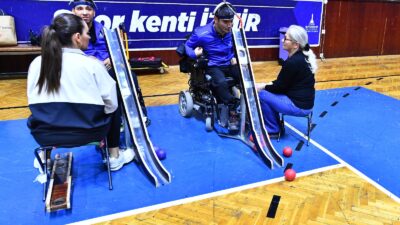 İzmir Büyükşehir Belediyesi tarafından 3 Aralık Dünya Engelliler Günü kapsamında