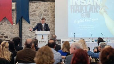 İzmir Büyükşehir Belediyesi 10 Aralık Dünya İnsan Hakları Günü’ne özel
