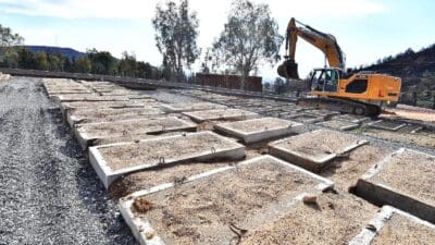 İzmir Büyükşehir Belediyesi, kentin artan mezarlık ihtiyacını karşılamak için Örnekköy’de