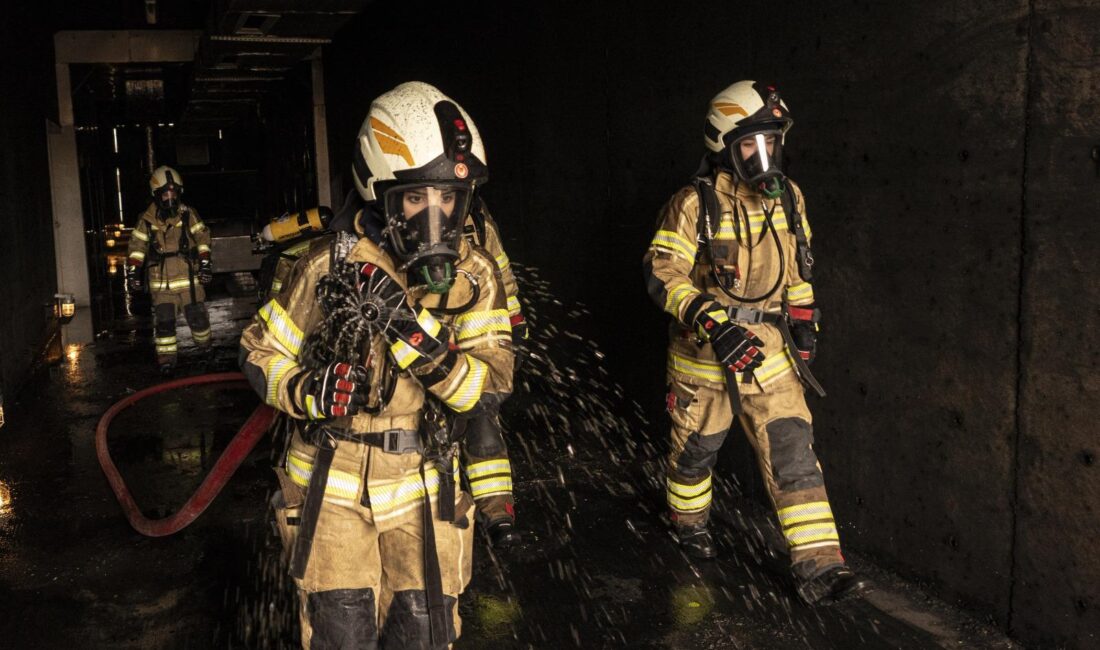 İzmir Büyükşehir Belediyesi İtfaiyesi zorlu bir yılı geride bırakıyor. Bir