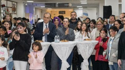 İzmir Büyükşehir Belediyesi’nin hayata geçirdiği Mahallede Dayanışma Var Projesi kapsamında,