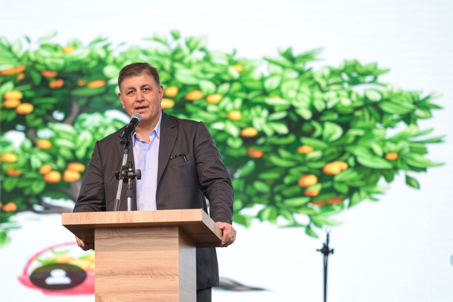 İzmir Büyükşehir Belediyesi, çiftçiyi her alanda desteklemeyi sürdürüyor. Türkiye’nin ekonomik