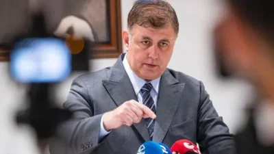 İzmir Büyükşehir Belediye Başkanı Cemil Tugay, Çevre ve Şehircilik Bakanı