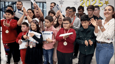 Havuz İzmir'de eğitim alan özel gereksinimli 40 çocuk kursiyer, yılı
