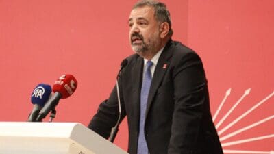 CHP İzmir İl Başkanı Şenol Aslanoğlu, AK Parti’nin İzmir Körfezi