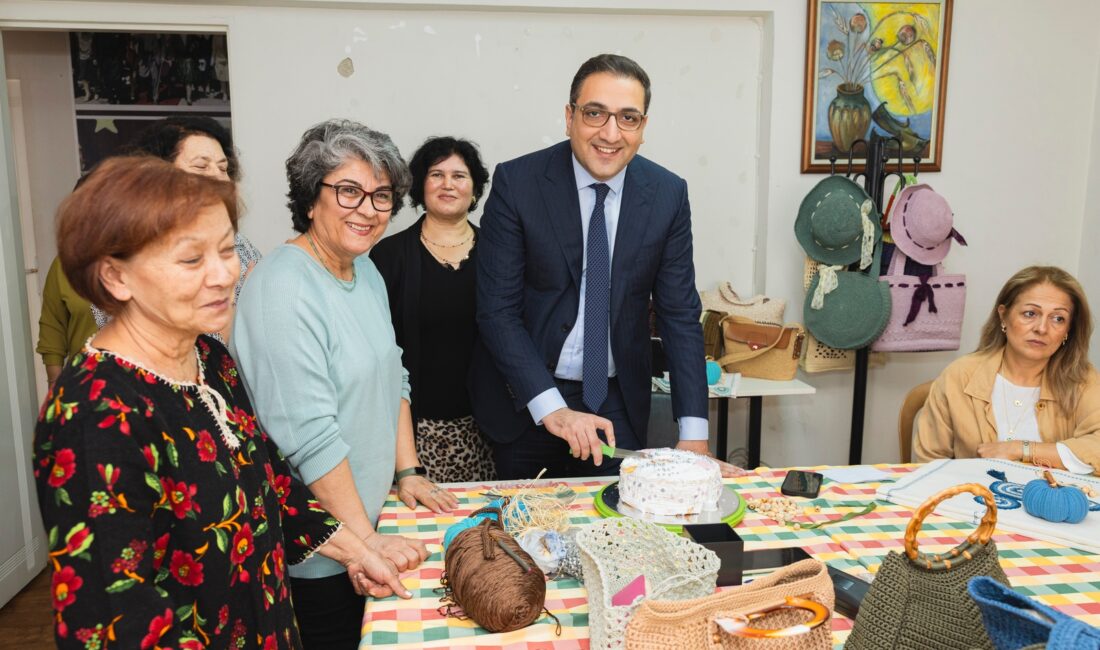 Balçova Belediye Başkanı Onur Yiğit, vatandaşlarla belediye arasında köprü görevi