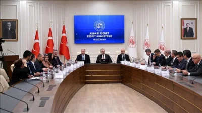 Demokrat Gündem- Milyonlarca çalışanın merakla beklediği 2025 yılı asgari ücret