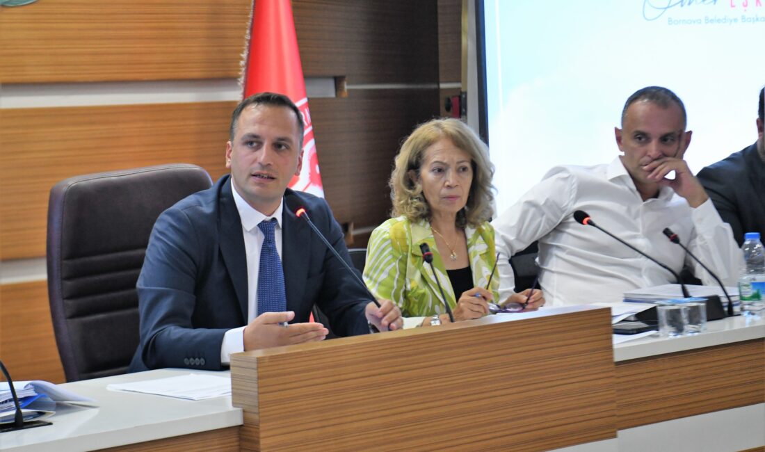 Bornova Belediyesi Aralık ayı Meclis Toplantısı'nda, İzmir Gaz'ın deplase maliyetlerinin