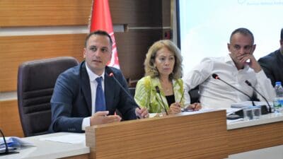Bornova Belediyesi Aralık ayı Meclis Toplantısı'nda, İzmir Gaz'ın deplase maliyetlerinin