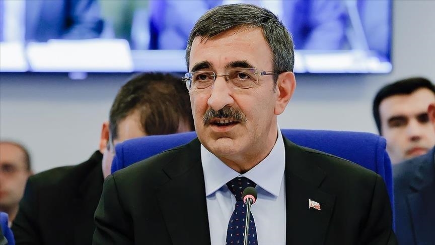 Cumhurbaşkanı Yardımcısı Cevdet Yılmaz, asgari ücretle ilgili yaptığı açıklamada enflasyonun