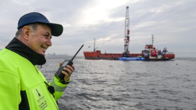 İzmir Büyükşehir Belediyesi İZSU Genel Müdürlüğü, İzmir Körfezi’nde sirkülasyonu sağlayarak,