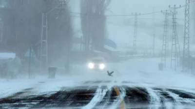 Meteoroloji, Rize ve Artvin kıyılarında kuvvetli yağmur, iç ve yüksek