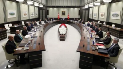 Devletin iç ve dış tehdit algılamalarını belirleyen ve kamuoyunda "Kırmızı