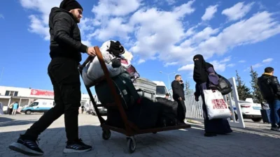 Ticaret Bakanlığı, Suriyelilerin gönüllü geri dönüşlerini kolaylaştırmak amacıyla gümrük işlemlerine