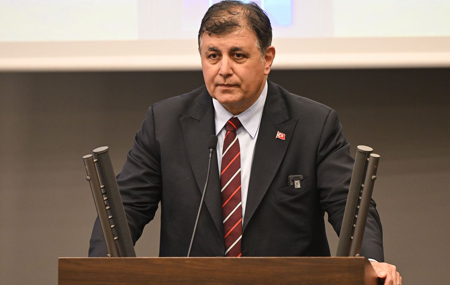 İzmir Büyükşehir Belediye Başkanı Cemil Tugay, SGK borç yapılandırma taleplerinin