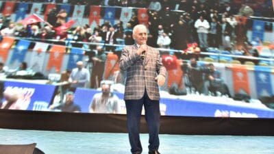 Türk Devletleri Teşkilatı (TDT) Aksakallar Heyeti Başkanı ve son Başbakan