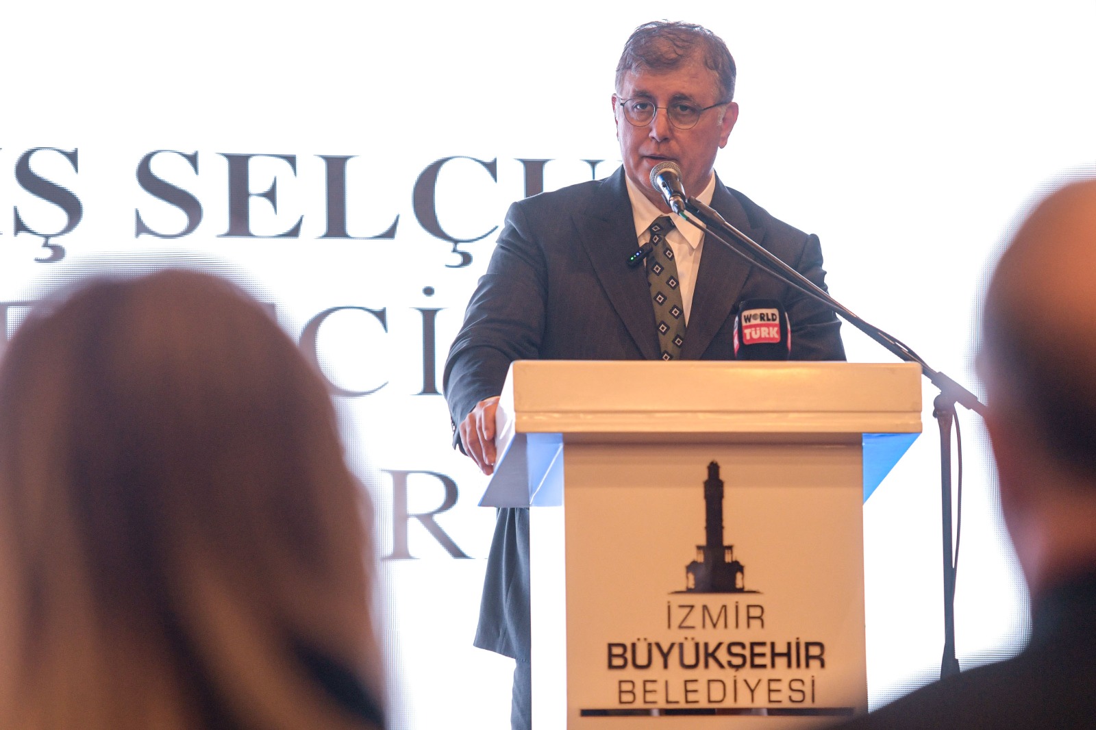 İzmir Büyükşehir Belediyesi'nin bu yıl 25’incisini düzenlediği Barış Selçuk Gazetecilik