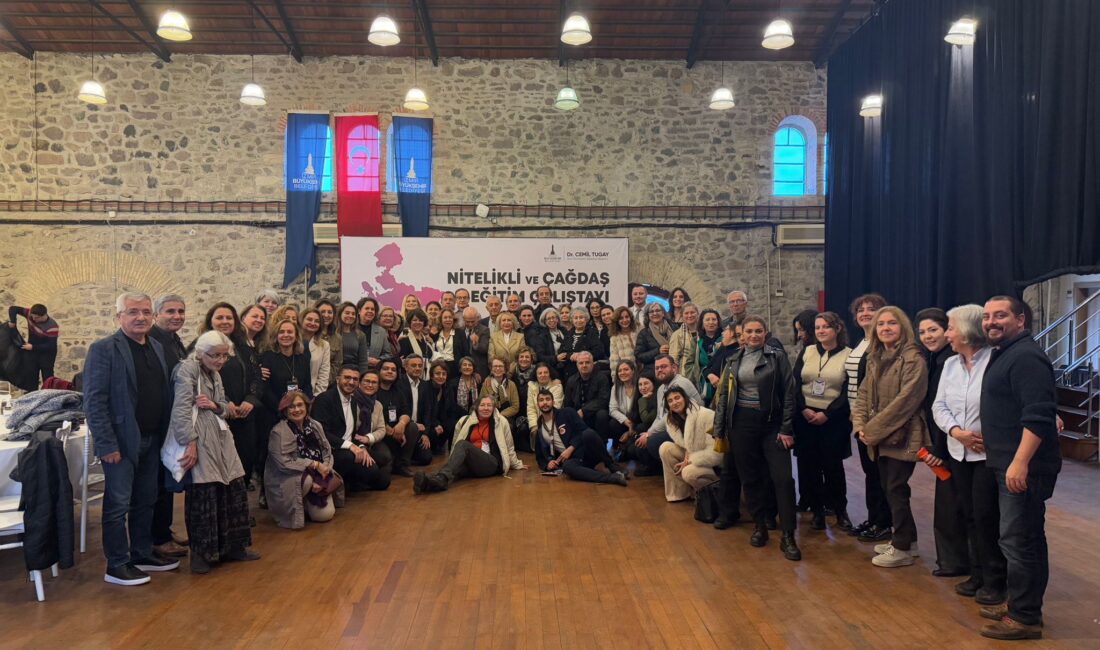 İzmir Büyükşehir Belediyesi’nin Tarihi Havagazı Fabrikası Kültür Merkezi’nde düzenlediği Nitelikli