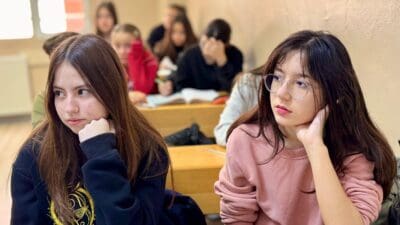 Çiğli Belediyesi Eğitim Merkezi (ÇİBEM), sömestr tatilinde de öğrencilerin geleceğine