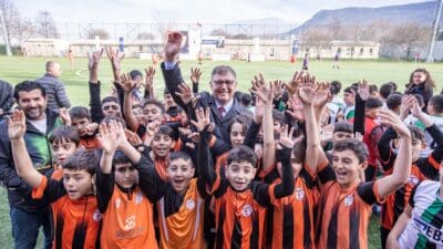İzmir Büyükşehir Belediyesi, U-11 ve U-12 erkek, U-13 ve U-15