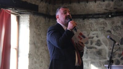 CHP İzmir İl Başkanı Şenol Aslanoğlu ve İl Yönetimi, görev