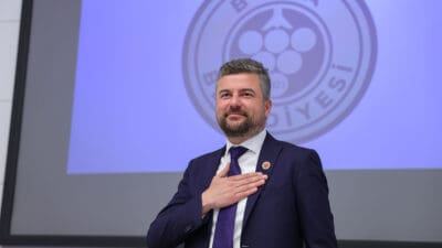 Buca Belediye Başkanı Mimar Görkem Duman, yeni yıl dolayısı ile