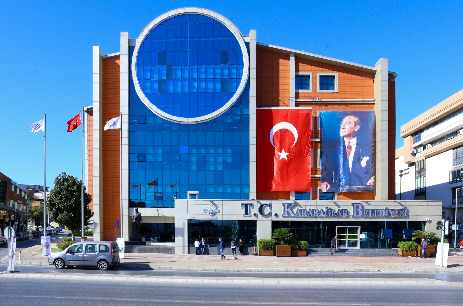 Karabağlar Belediyesi, çevresel sürdürülebilirlik ve iklim değişikliğiyle mücadele konusundaki kararlılığını