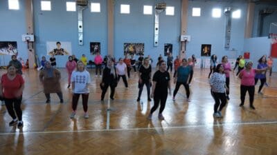 Menemen Belediyesi, kültür ve spor alanındaki çok sayıda ücretsiz kursuyla,