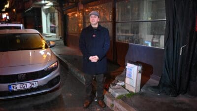 Bornova Belediye Başkanı Ömer Eşki, enerji dağıtımının kamulaştırılması gerektiğini vurguladı.