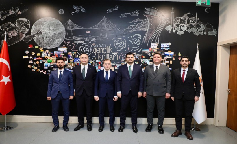 AK Parti İzmir Gençlik Kolları Başkanlığı görevini yaş sınırından dolayı