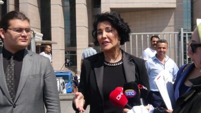 Ünlü manken Deniz Akkaya, eski menajeri Merih Yılmaz’a yönelik "yağma"