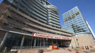 CHP Genel Merkezi’nde çarşamba günü düzenlenmesi planlanan İzmir Belediye Başkanları