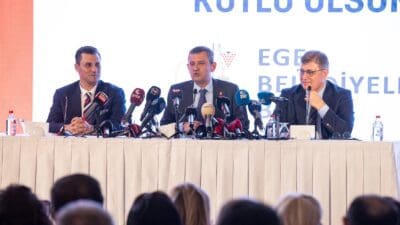 Cumhuriyet Halk Partisi (CHP) Genel Başkanı Özgür Özel, Ege Belediyeler