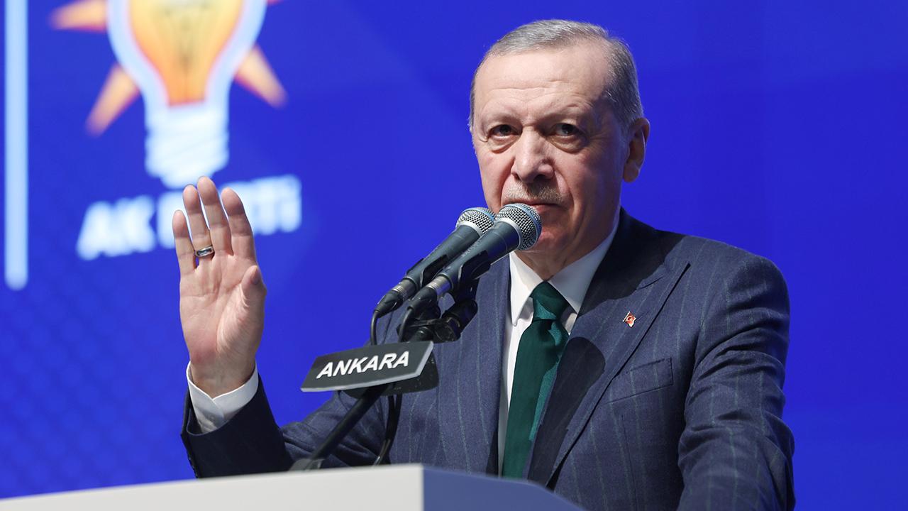 Cumhurbaşkanı Recep Tayyip Erdoğan, Diyarbakır’ın huzurunun, Türkiye’nin huzuru olduğunu söyledi.