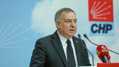 CHP Yerel Yönetimlerden Sorumlu Genel Başkan Yardımcısı Gökan Zeybek, Bakanlığın