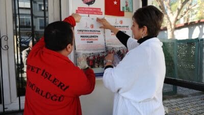 Karşıyaka Belediyesi, afetlere hazırlıklı bir toplum hedefiyle hayata geçirdiği ‘Mahalle Afet Gönüllüleri’