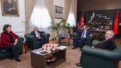 DEM Parti heyetinden Pervin Buldan, Sırrı Süreyya Önder ve Ahmet