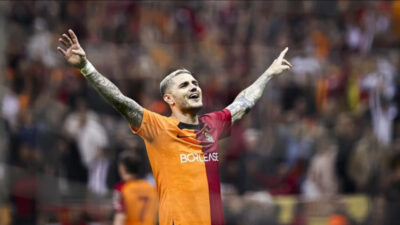 Galatasaray'ın yıldız golcüsü Mauro Icardi, çapraz bağ sakatlığı sonrası iyileşme