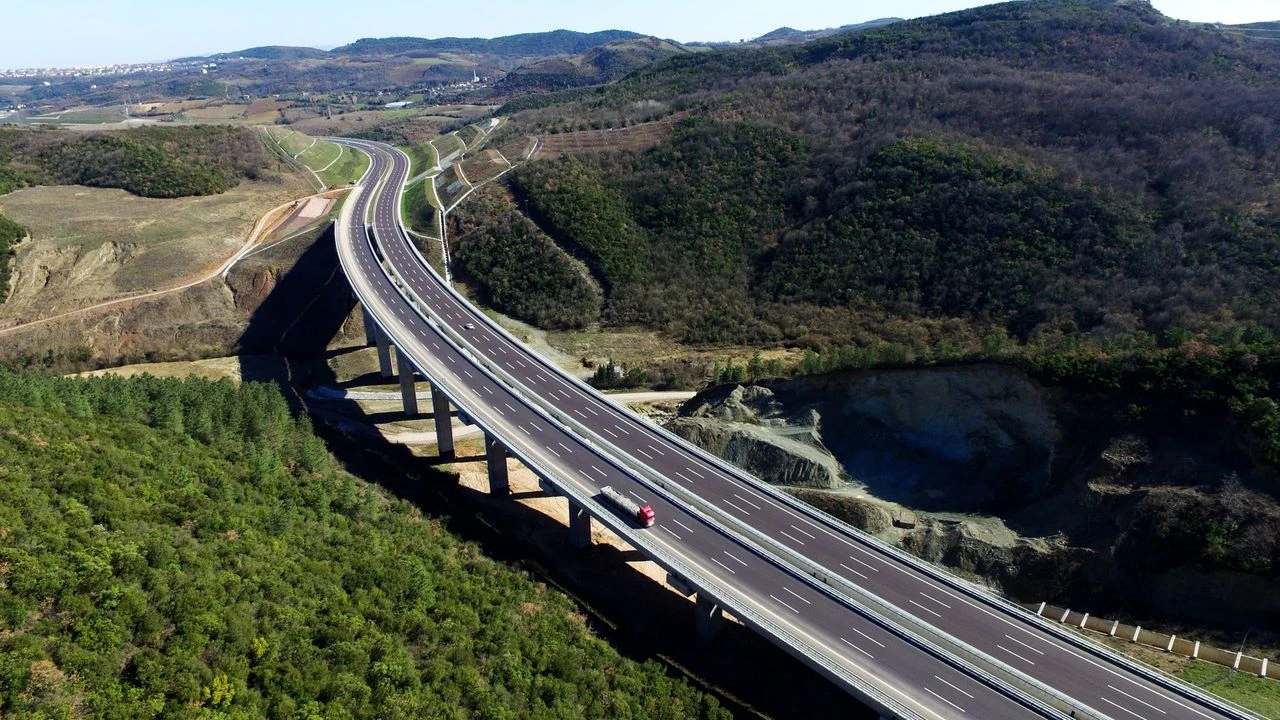  İzmir trafiğini rahatlatacak olan 2. çevre yolu projesi için
