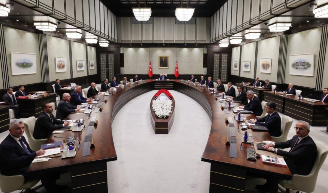 Cumhurbaşkanlığı Kabinesi, Beştepe’de Cumhurbaşkanı Recep Tayyip Erdoğan başkanlığında toplanacak. Toplantının