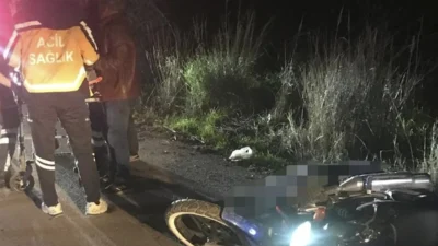 Bayındır ilçesinde motosikletin beton bariyere çarpması sonucu 1 kişi yaşamını