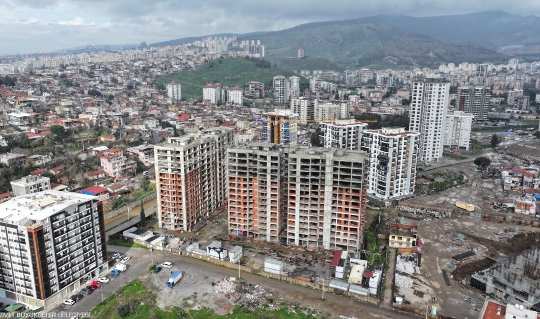 İzmir Büyükşehir Belediyesi Meclisi’nin Ocak ayı olağan meclis toplantılarının son